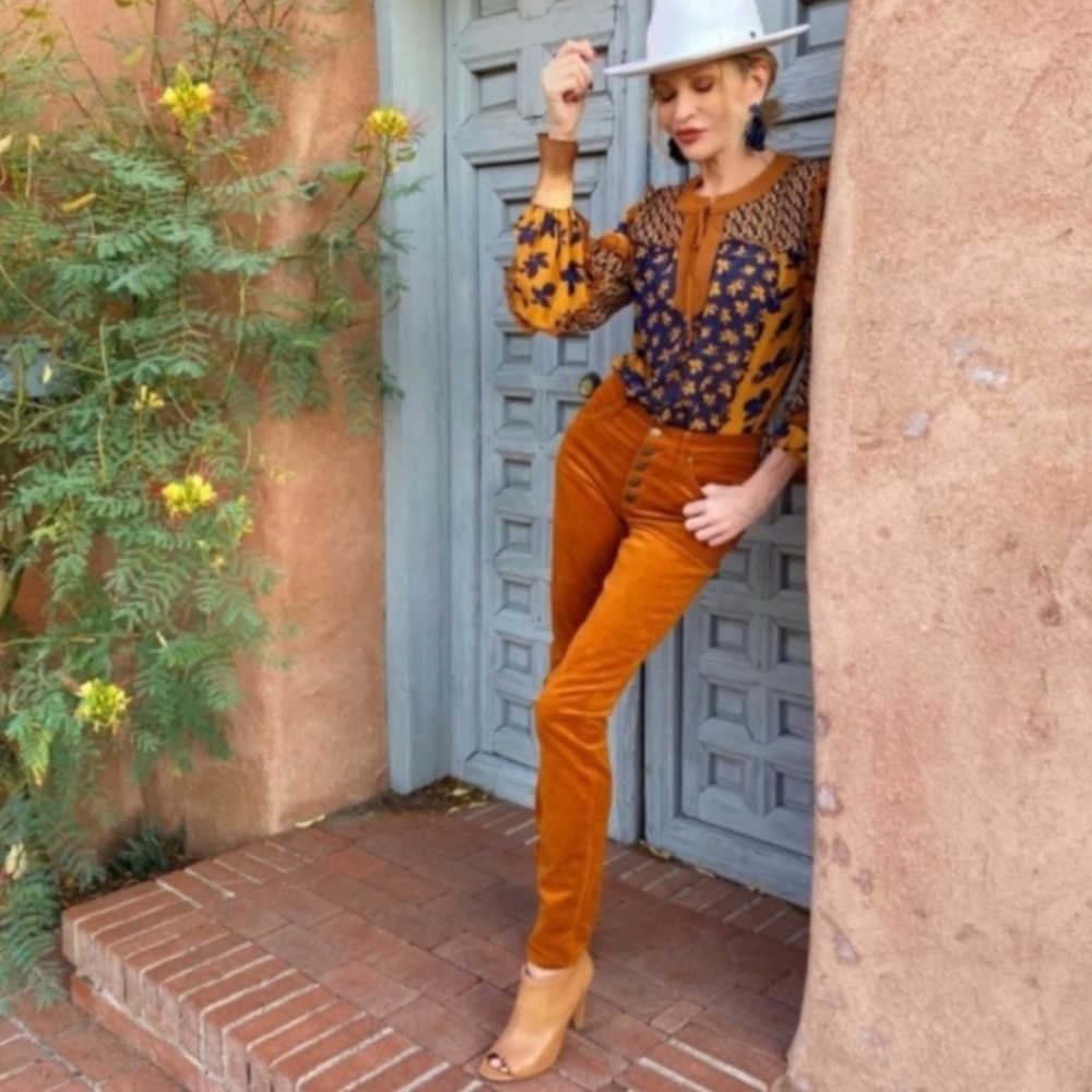 CAbi #3927 Rust Brown Skinny Corduroy Pants, sz 2 PERFECT